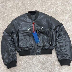 Vibrant Black Quilted Puffer Jacket